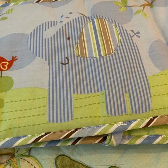 Crib set - Picture 4 of 5